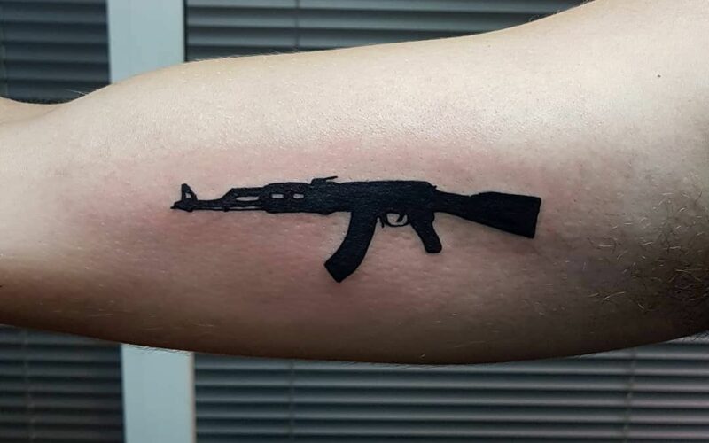 Significado da Tatuagem AK-47