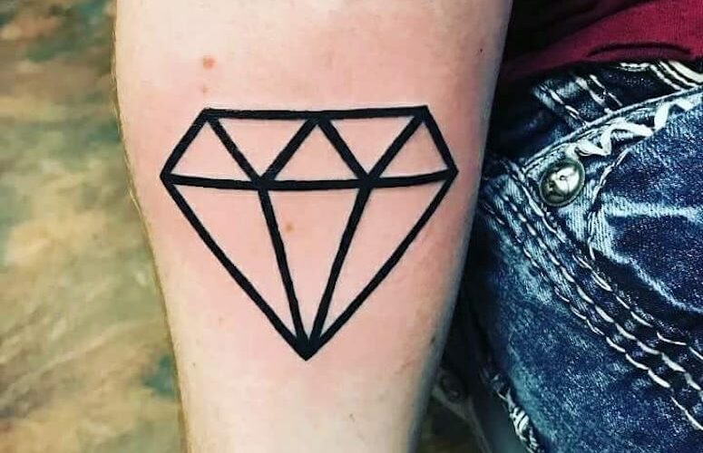 Significado da tatuagem de diamante